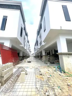 3bdrm Townhouse/Terrace in VGC / Ajah for sale