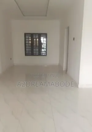3bdrm Apartment in Gbagada for rent