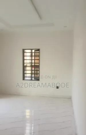 3bdrm Apartment in Gbagada for rent