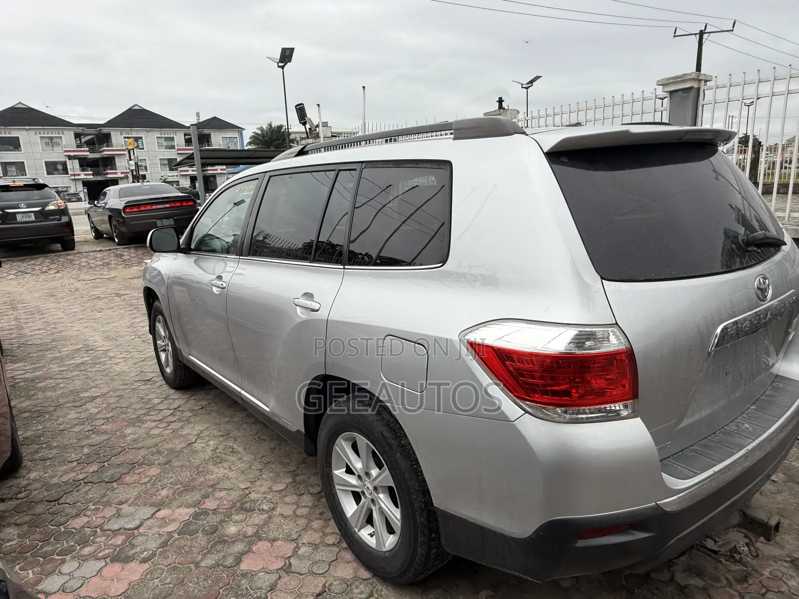 Toyota Highlander Limited 2012 Silver