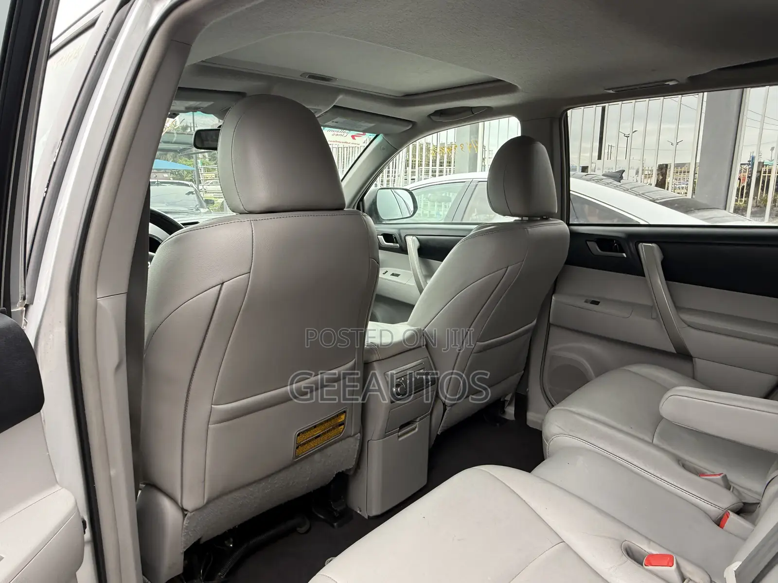 Toyota Highlander Limited 2012 Silver