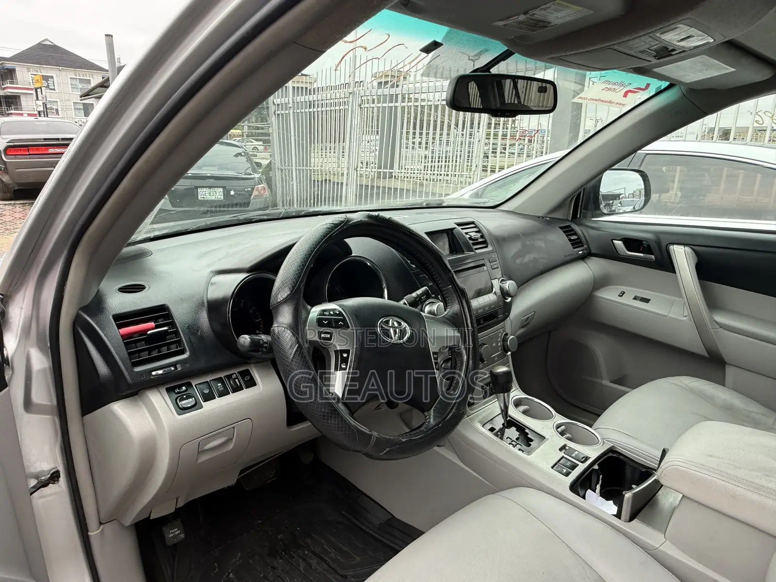 Toyota Highlander Limited 2012 Silver