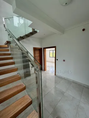 4bdrm Duplex in Cowrie Creek Ikate for rent