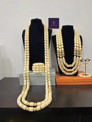 Traditional Couple Neckbeads