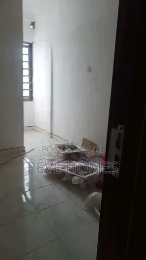 2bdrm Block of Flats in Shomolu / Shomolu for rent