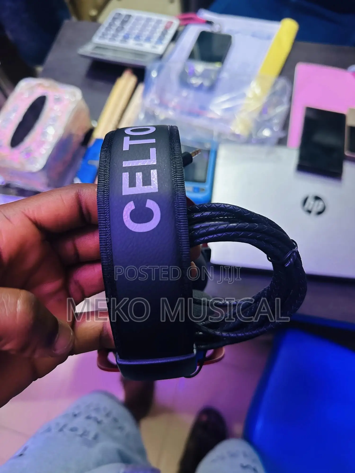 Celto Studio Headphone