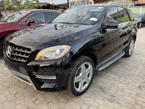 Mercedes-Benz M Class ML400 4MATIC 4dr SUV AWD (3.0L 6cyl Turbo 7A)