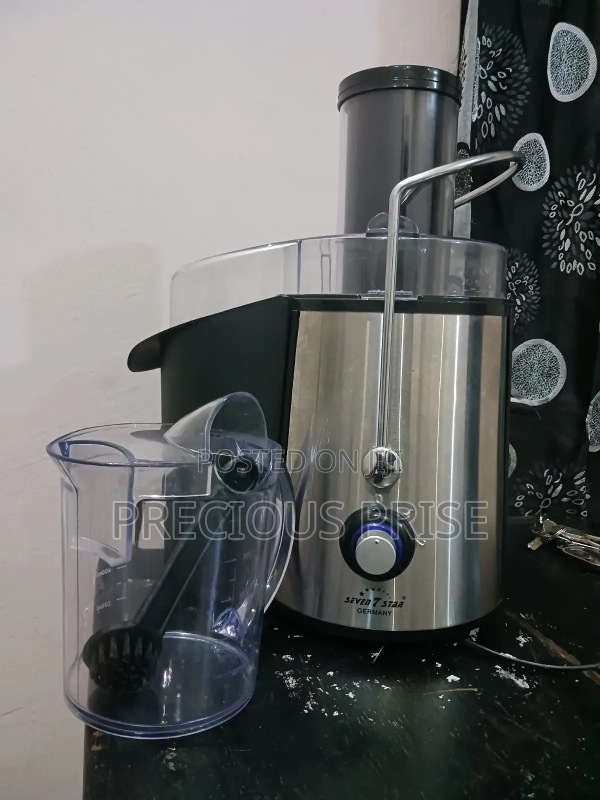 Fruit Juicer