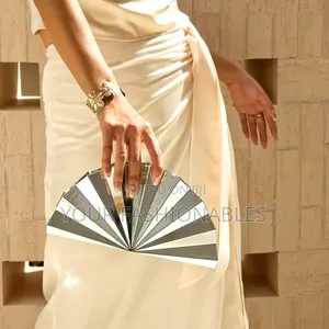 Classy Acrylic Fan Purse (Silver)