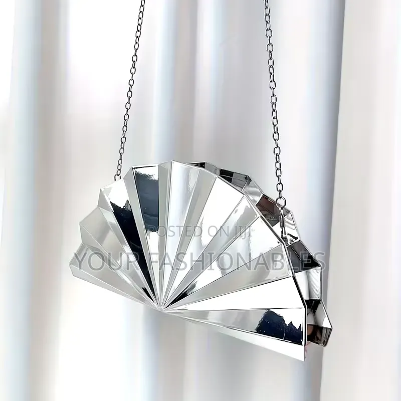 Classy Acrylic Fan Purse (Silver)