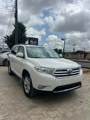 Toyota Highlander SE 3.5L 4WD 2013 White