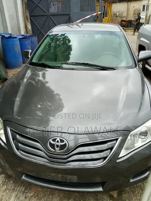 Toyota Camry 2010 Gray