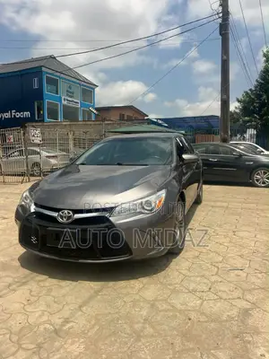 Toyota Camry 2016 Gray
