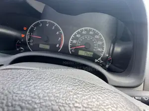 Toyota Corolla LE 4dr Sedan (1.8L 4cyl 4A) 2013 Blue