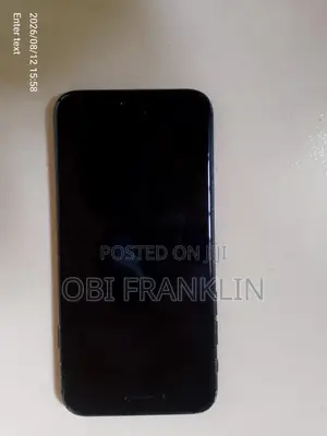 Apple iPhone 7 32 GB Gray