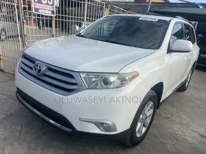 Toyota Highlander 2013 White