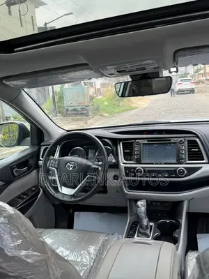 Toyota Highlander XLE 2019