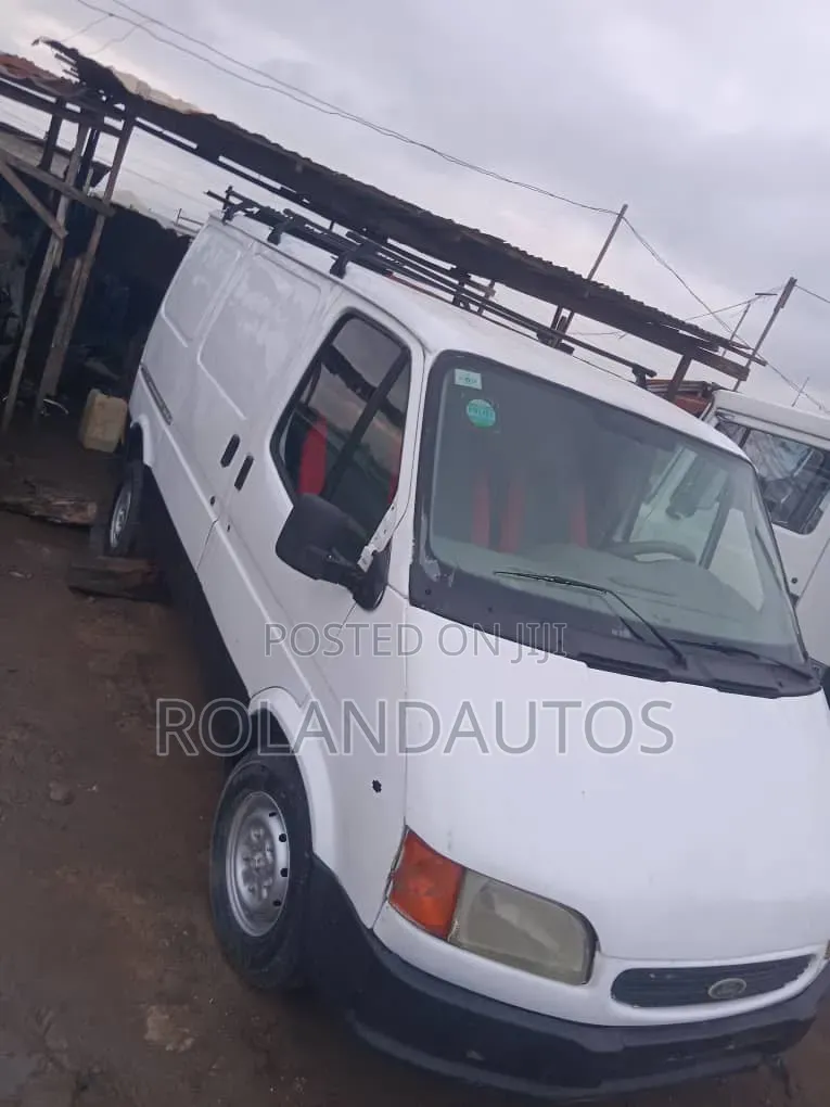 Ford Transit 2002 White