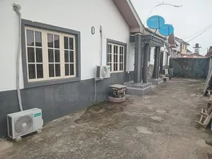 3bdrm Bungalow in Graceland Estate for sale