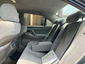 Toyota Camry LE 4dr Sedan (2.4L 4cyl 5A) 2008 Gray
