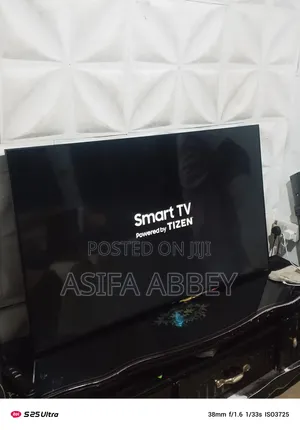 Samsung 55 Inches Uhd Smart TV