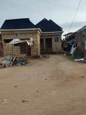 6bdrm House in Unity Estate, Alakuko for sale