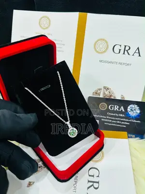 Vvs1 Moissanite Female Necklace