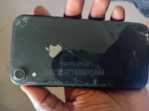 Apple iPhone XR 64 GB Black