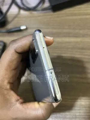Samsung Galaxy S20 128 GB Silver