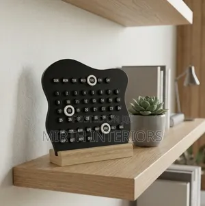 Laurel Table Calender