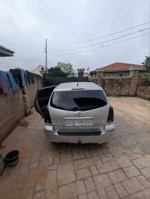 Toyota Corolla Verso 2005 Silver