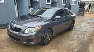 Toyota Corolla 2010 Gray