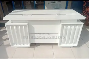 1.4 Meters Which Is 5ft Office Table