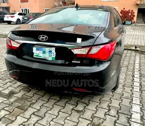 Hyundai Sonata 2012 Black