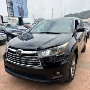 Toyota Highlander LE 4dr SUV (3.5L 6cyl 6A) 2015 Black