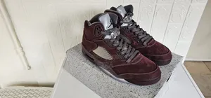 Air Jordan 5 Retro Burgundy 2023
