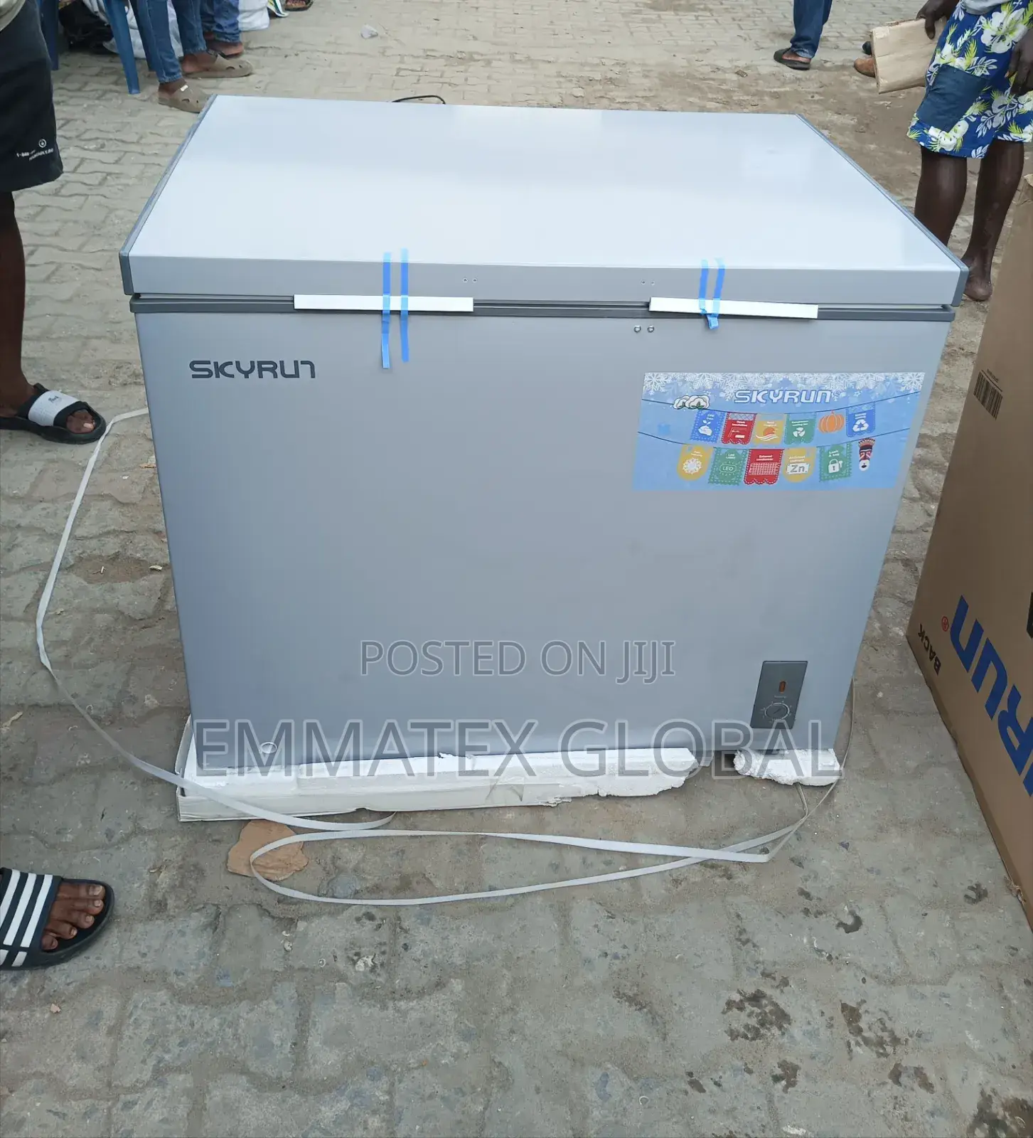 260L Skyrun FAST Deep Freezer With 2 Basket
