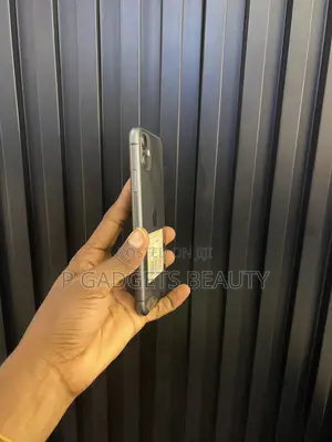 Apple iPhone 11 64 GB