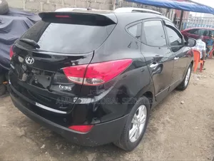 Hyundai Ix35 2012 Black
