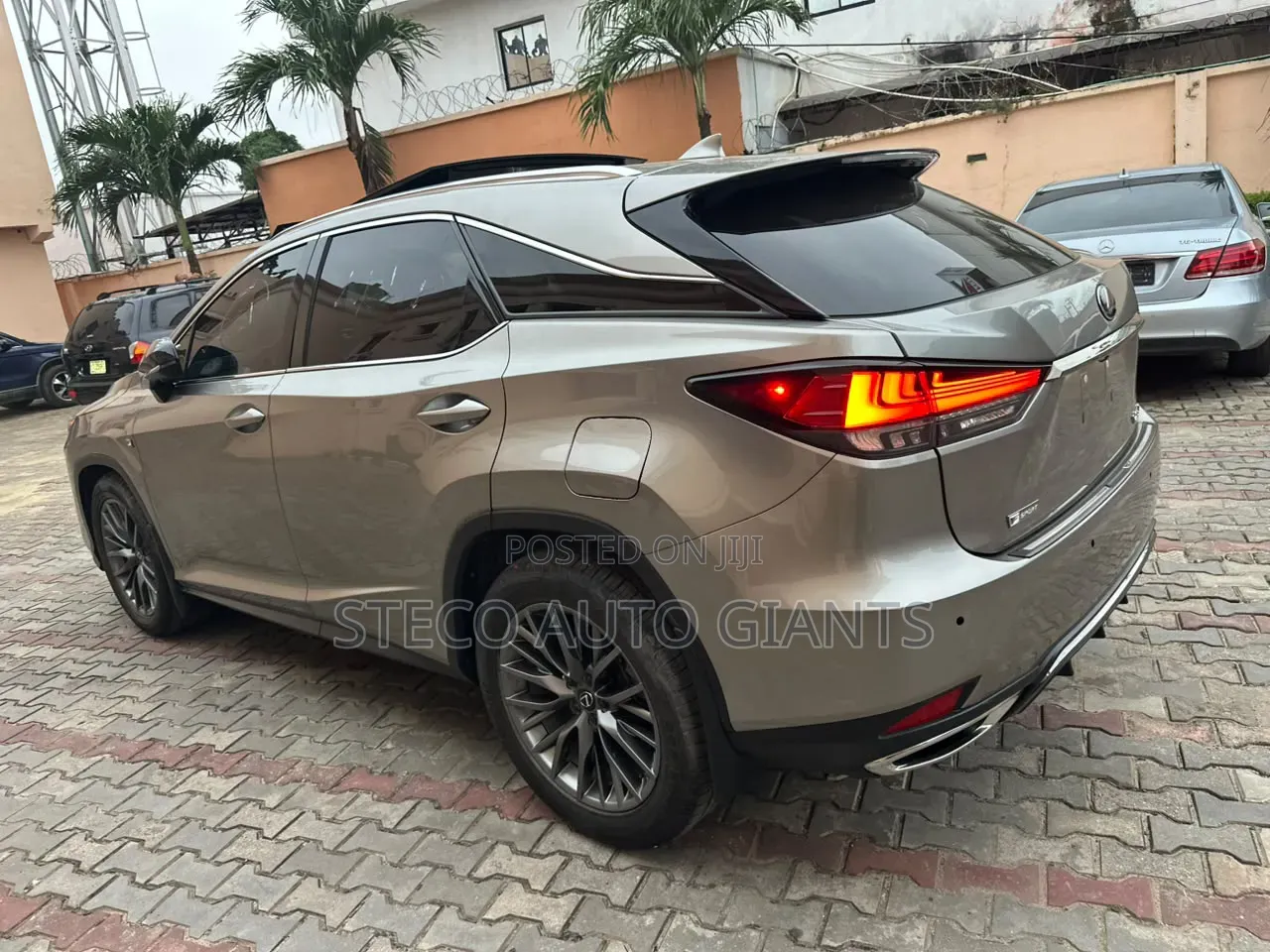 Lexus RX 2021 Gold