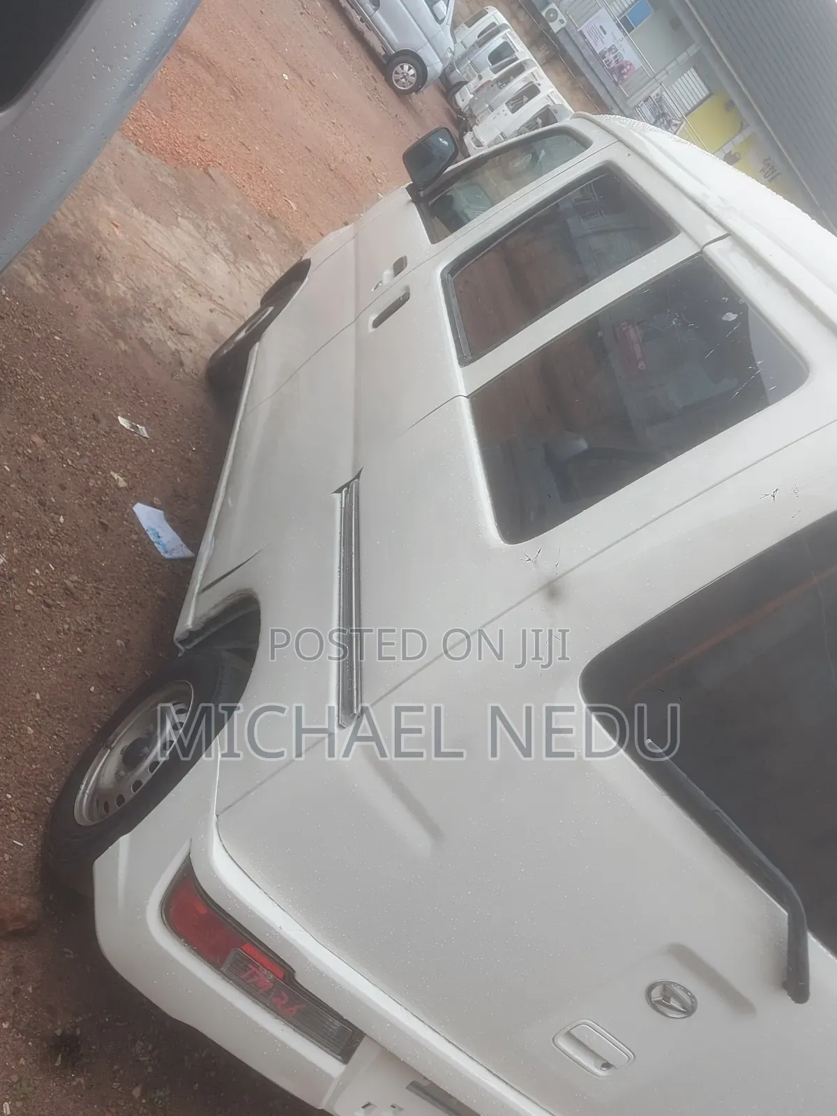 Daihatsu Hijet 2015 White
