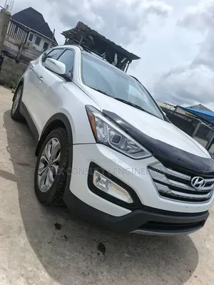 Hyundai Santa Fe 2015 White