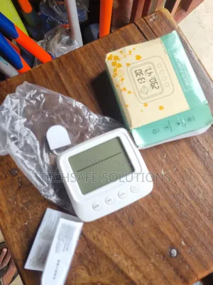 Digital Indoor/Outdoor Thermo-Hygrometer