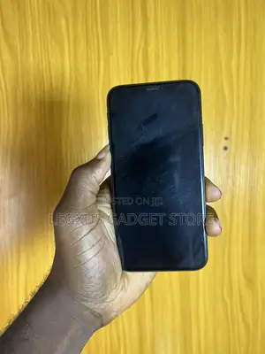 Apple iPhone XS 64 GB Black