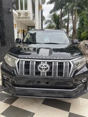 Toyota Land Cruiser Prado 2023 Black