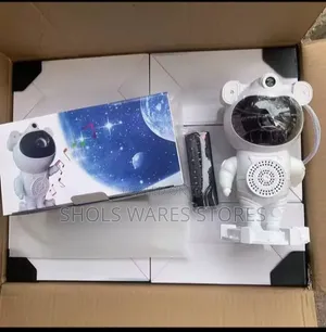Astronaut Galaxy Star Projector Lamp With Bluetooth Speaker