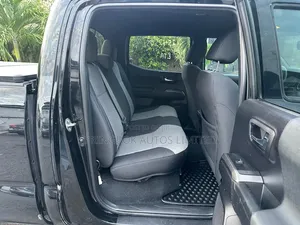 Toyota Tacoma 2020 Black