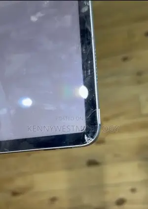 Apple iPad Pro 12.9 (2022) 128 GB Gray