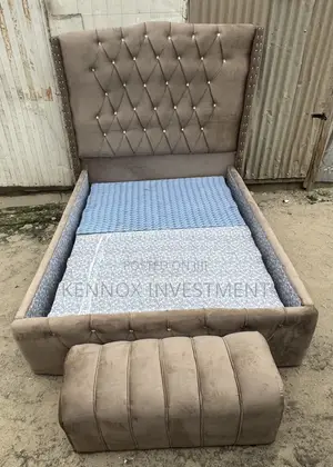 4 and Half by 6 Standard Bedframe With an Ottoman