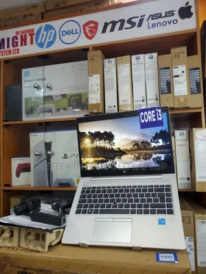 New Laptop HP EliteBook 830 16GB Intel Core i3 SSD 256GB